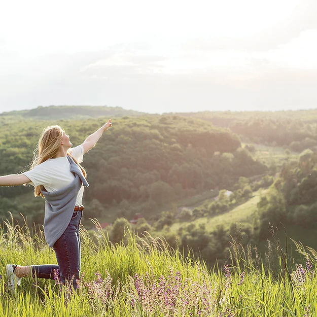 4d289b_fcd44107f0f7477a9aa6c389e3ccc564~mv2